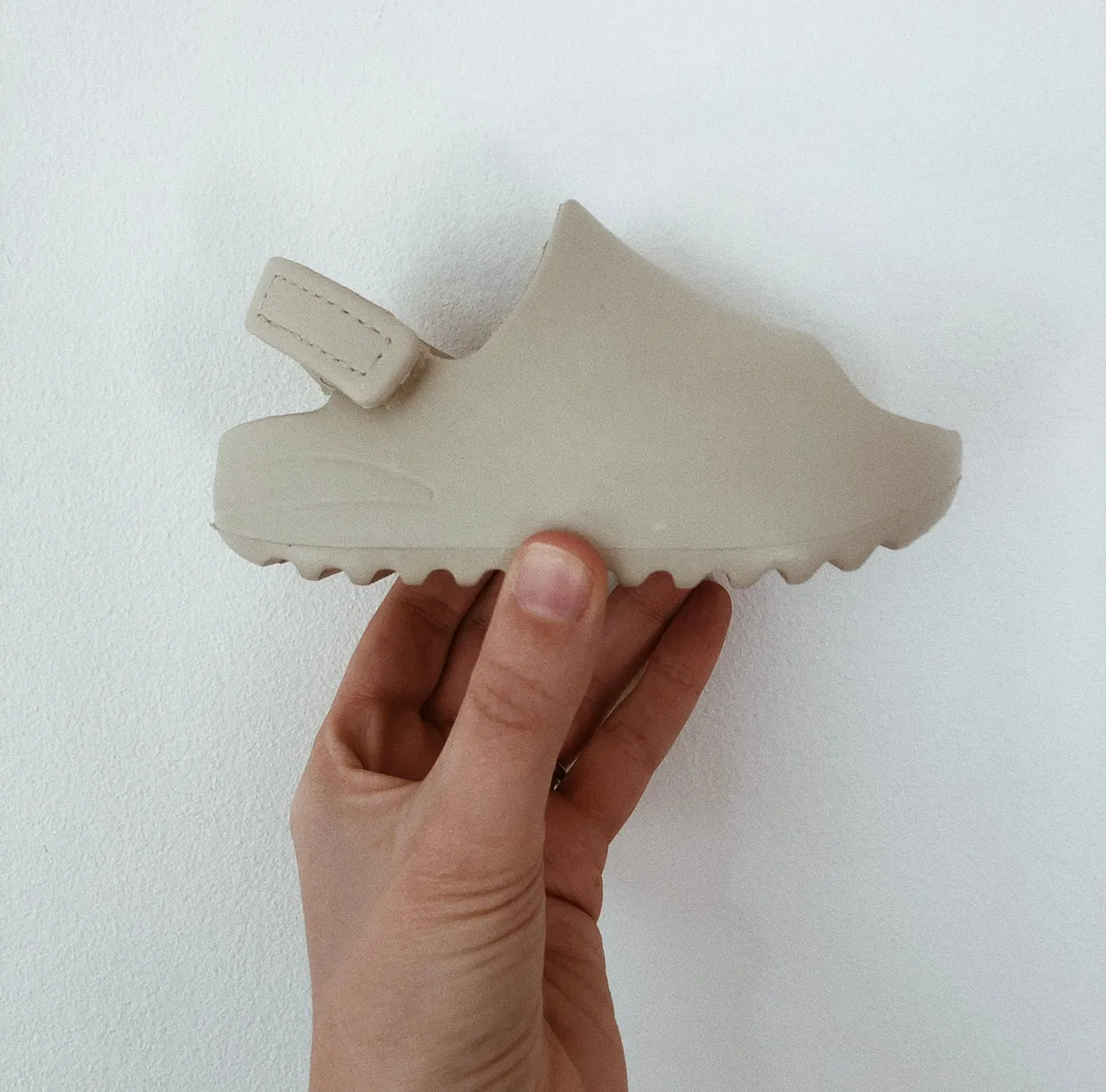 Chunky Slides With Straps (3 colors)