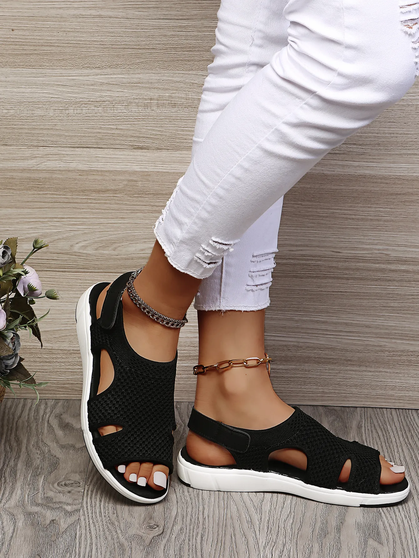 Grazia Women's Soft & Comfortable Sandals