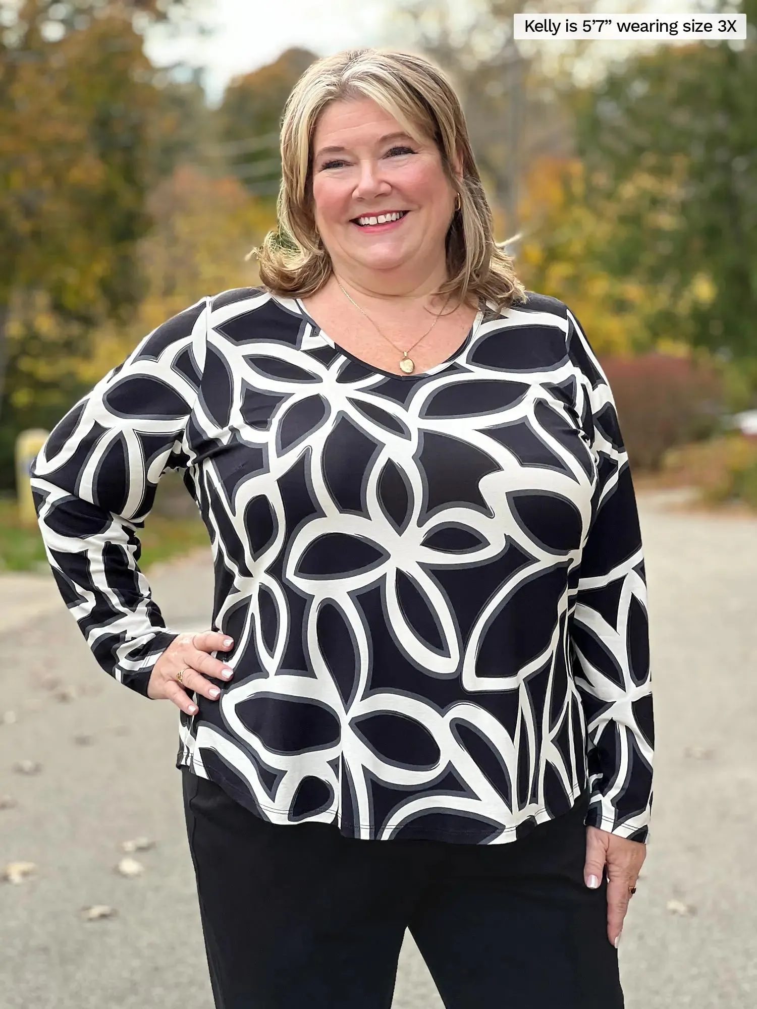 Kita long sleeve v-neck top