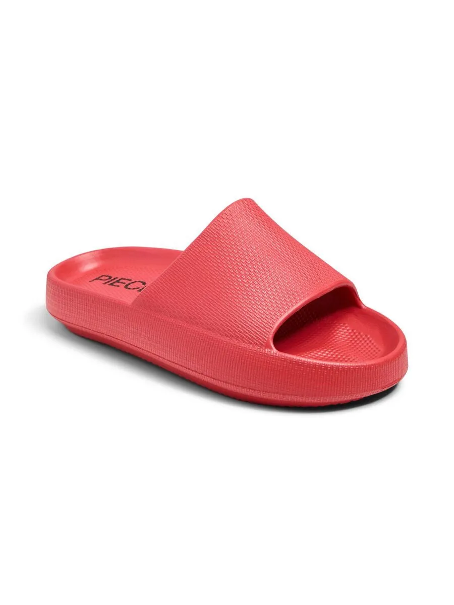 PIECES - Red Sliders